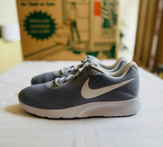 Nike Ws Tanjun WIDE 2E