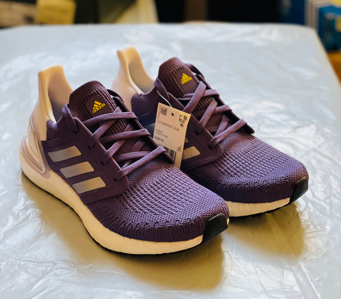 UltraBoost 20 w purple/wht