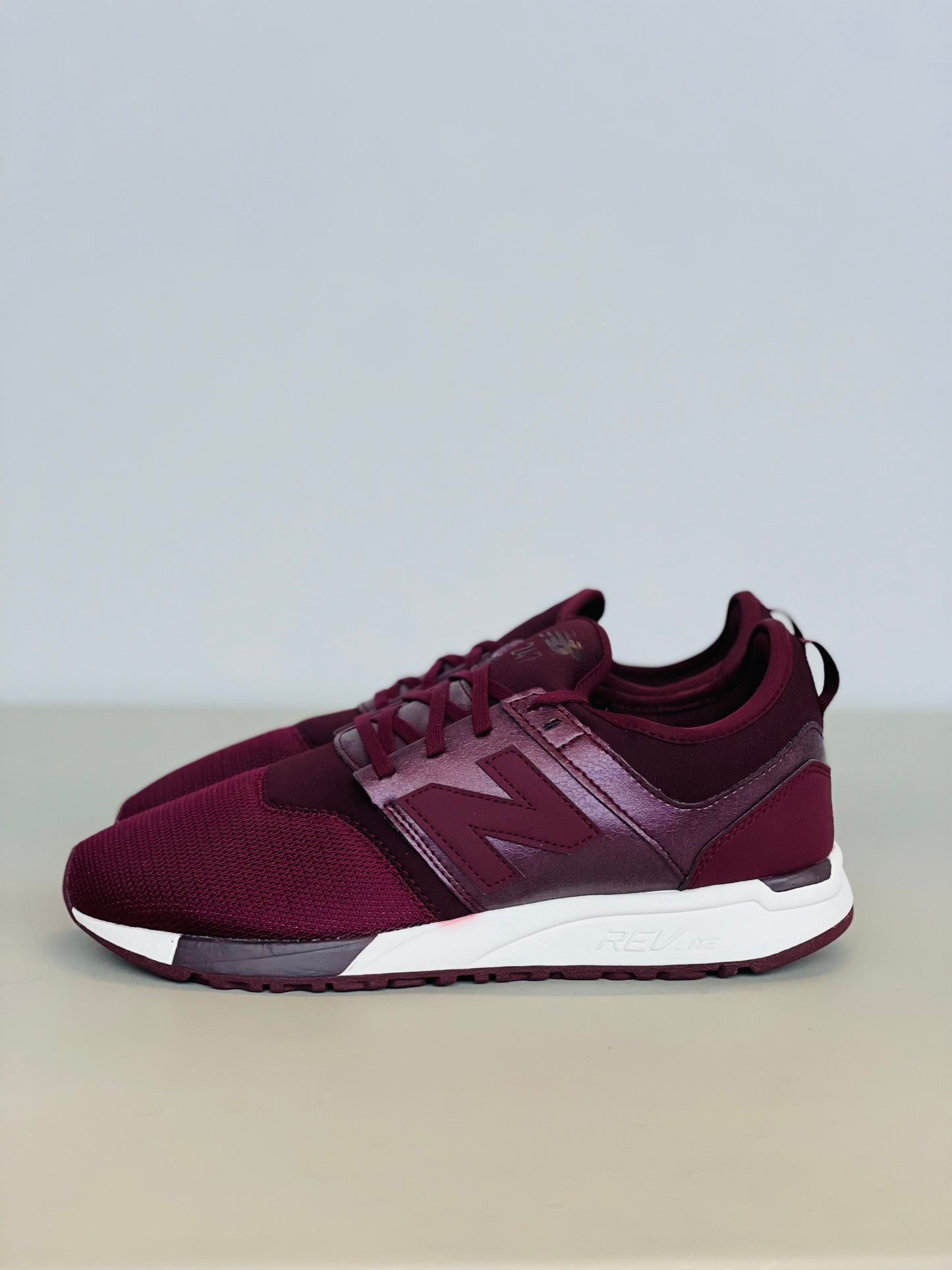 247 W Cabernet size 10