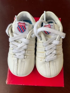 MARKED DOWN Toddlers All White Classic KSwiss Size 5