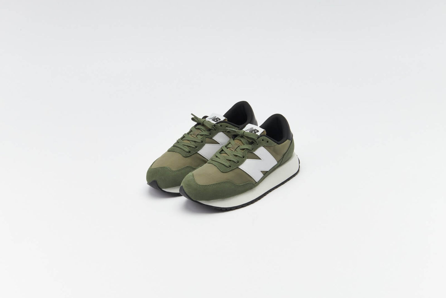 New Balance 237 UT1