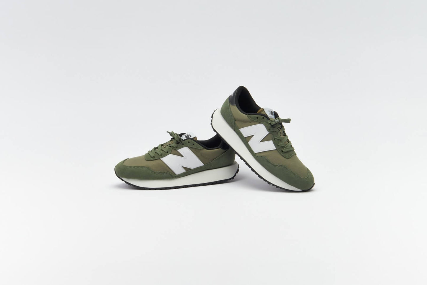 New Balance 237 UT1